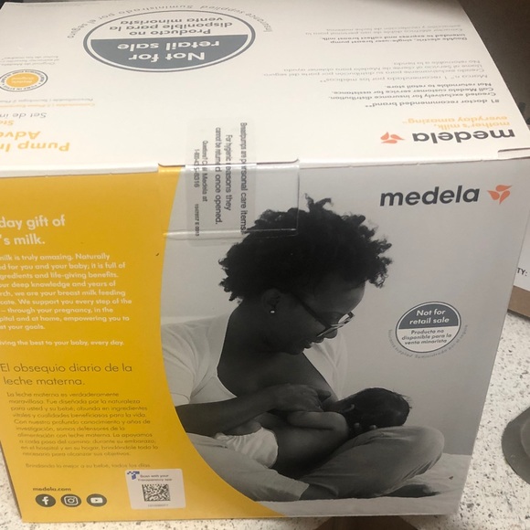 Medela Breastpump - Picture 1 of 2
